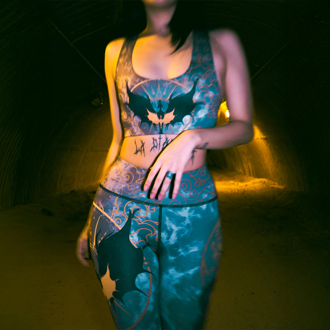 Dragon Rider Sports Crop